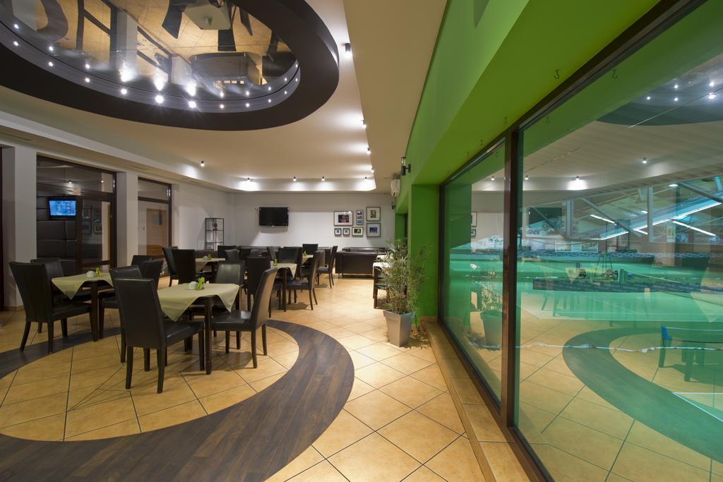 Hotel Centrum Bydgoszcz Bagian luar foto