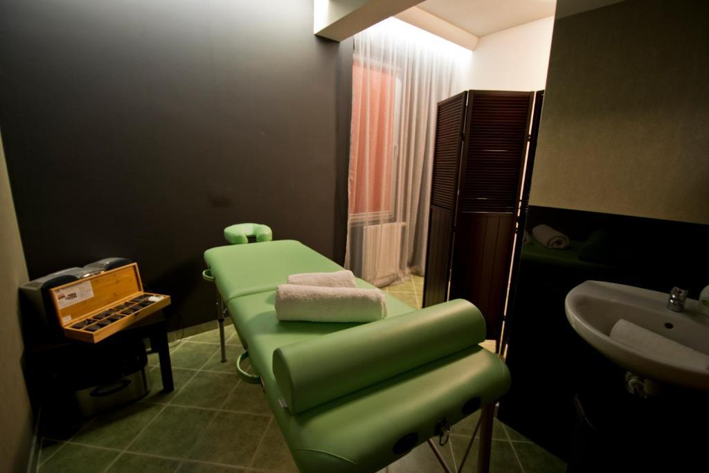 Hotel Centrum Bydgoszcz Bagian luar foto