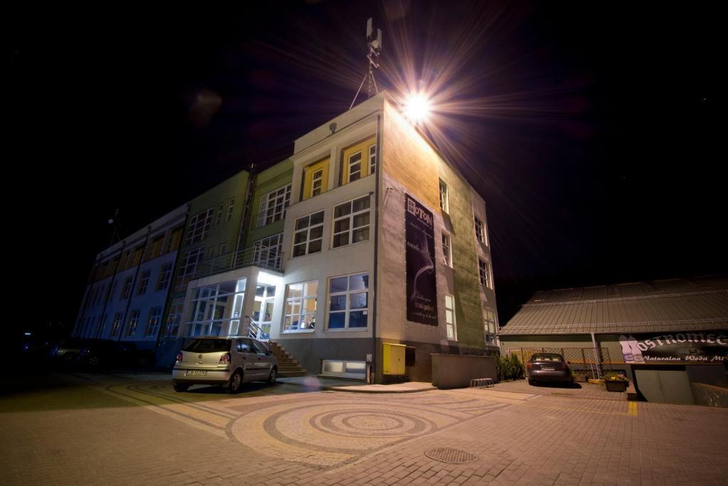 Hotel Centrum Bydgoszcz Bagian luar foto