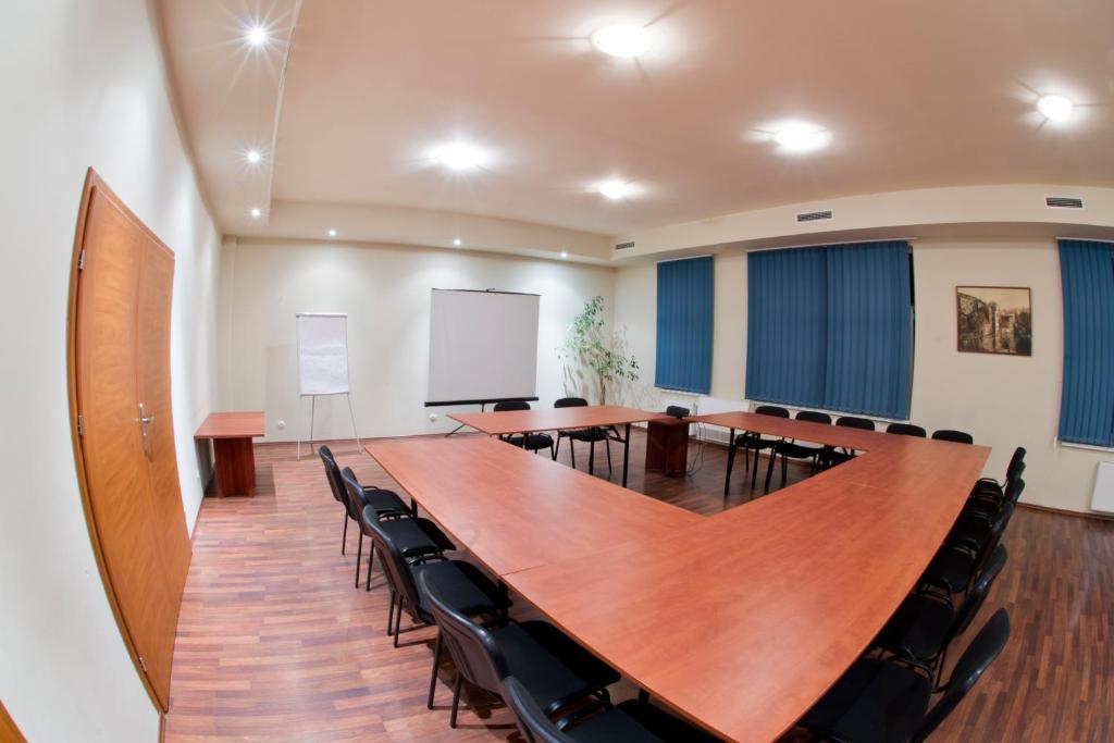 Hotel Centrum Bydgoszcz Bagian luar foto